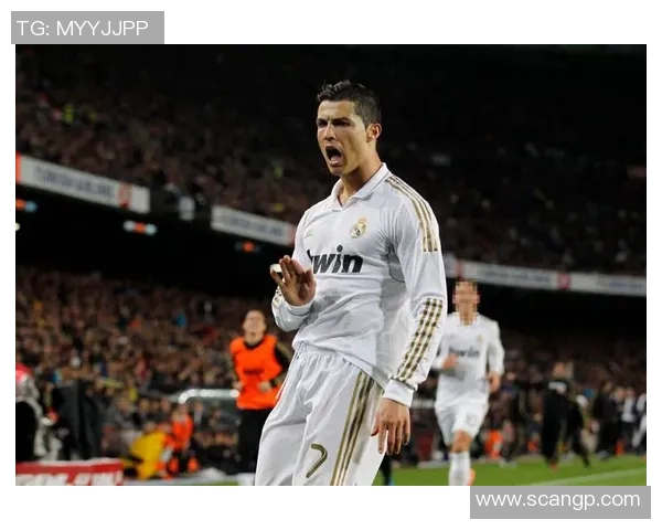 足球巨星风采全集：全球顶尖球员经典瞬间精彩回顾